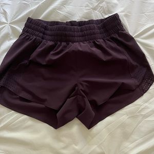 Athleta Hustle 3” Shorts XS